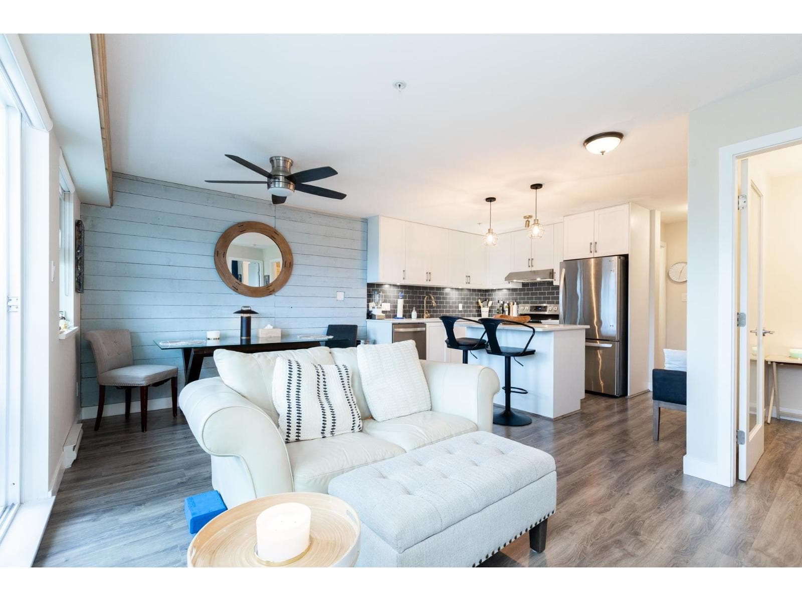 309 15735 CROYDON DRIVE