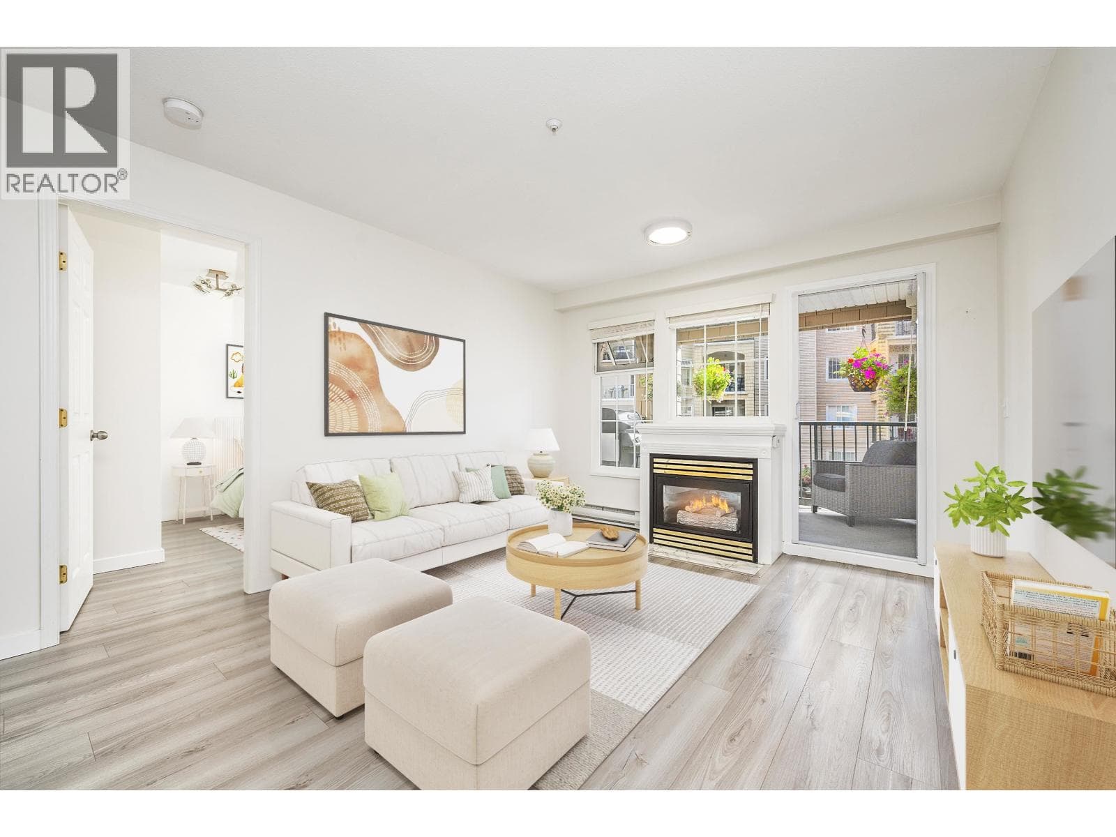 205 5518 14TH AVENUE