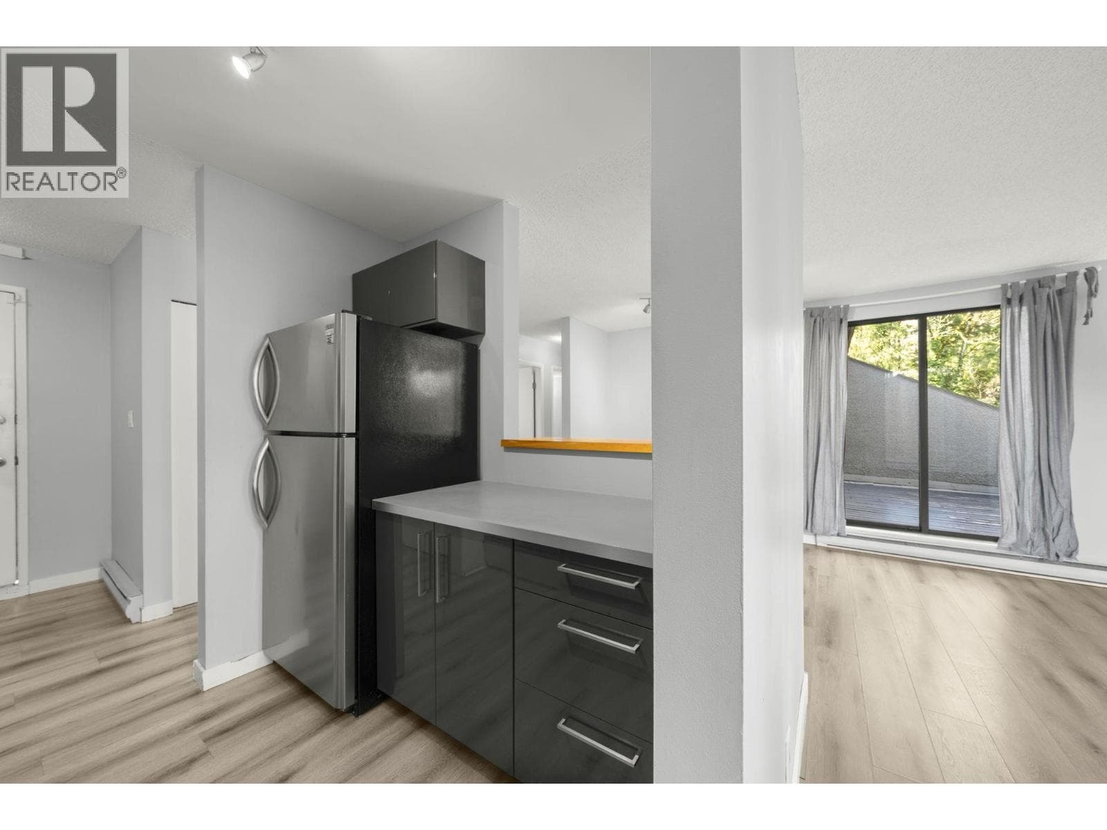 304 9128 CAPELLA DRIVE