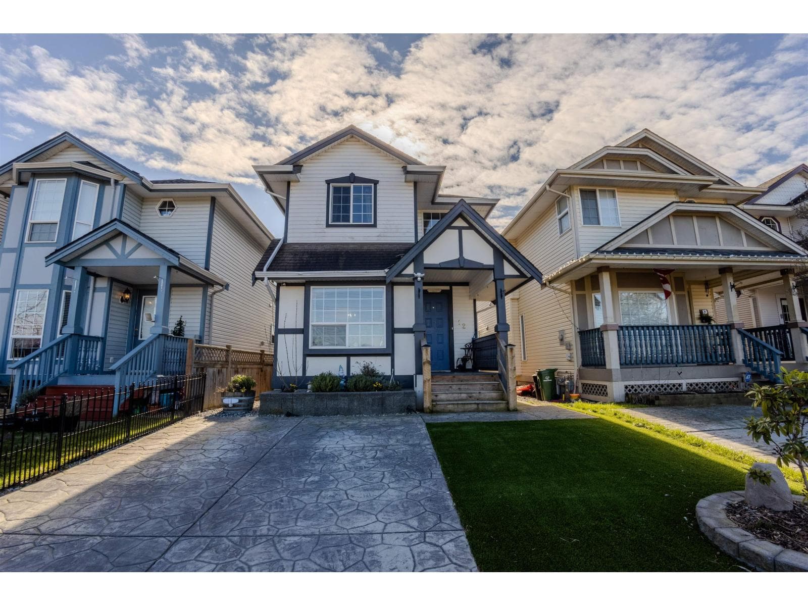 12 45306 BALMORAL AVENUE, Sardis South