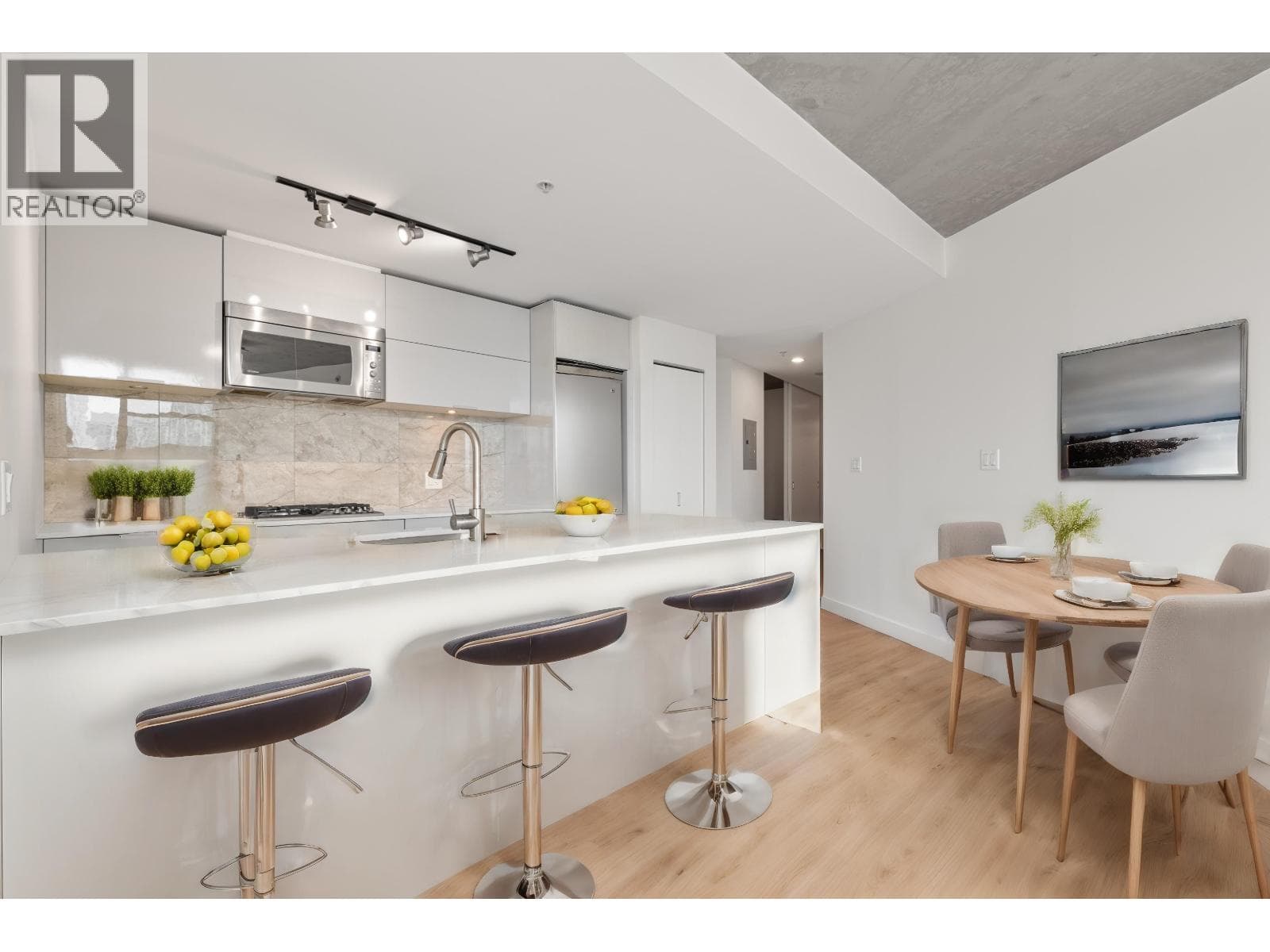 1808 128 W CORDOVA STREET