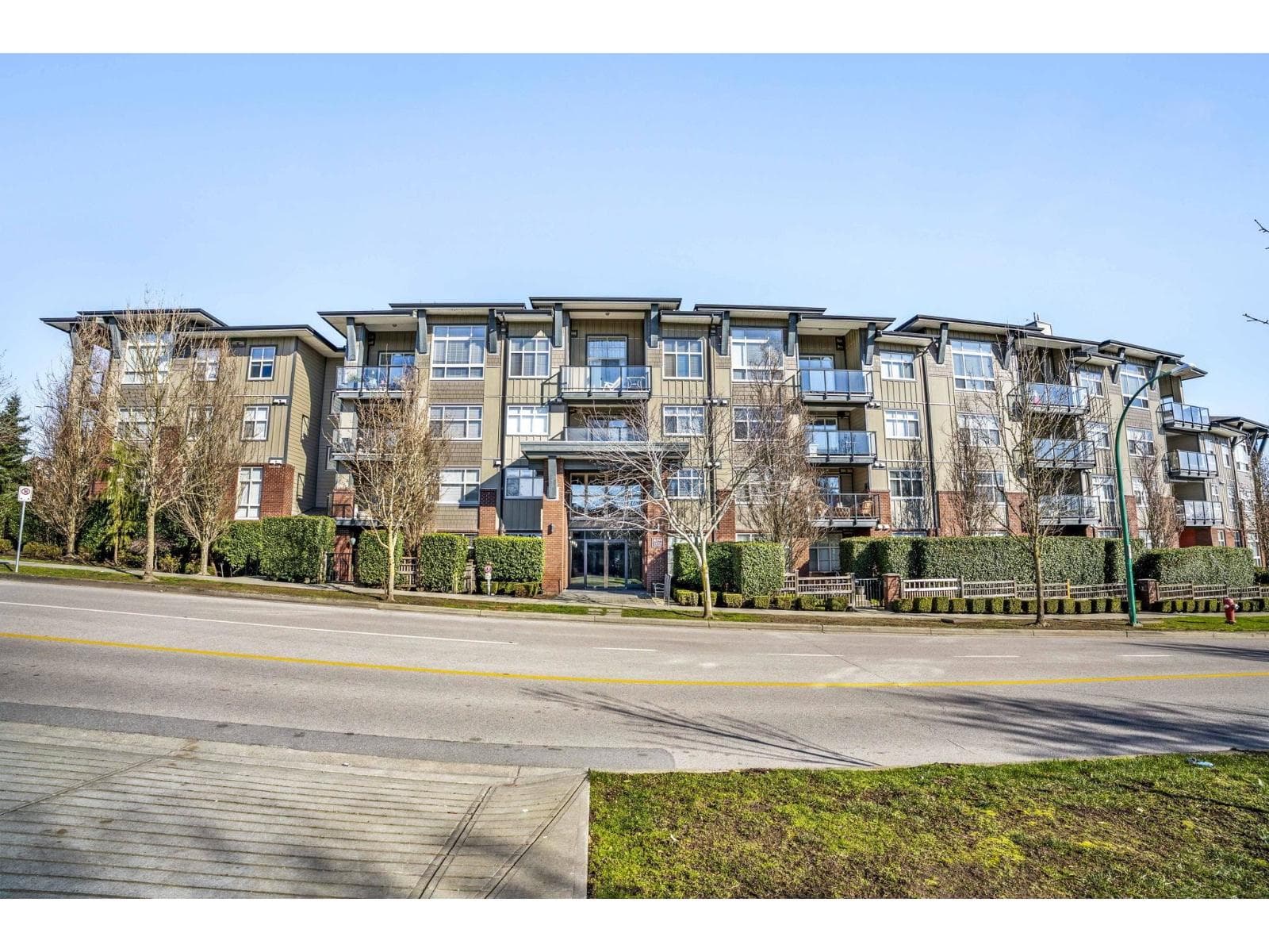 201 19201 66A AVENUE