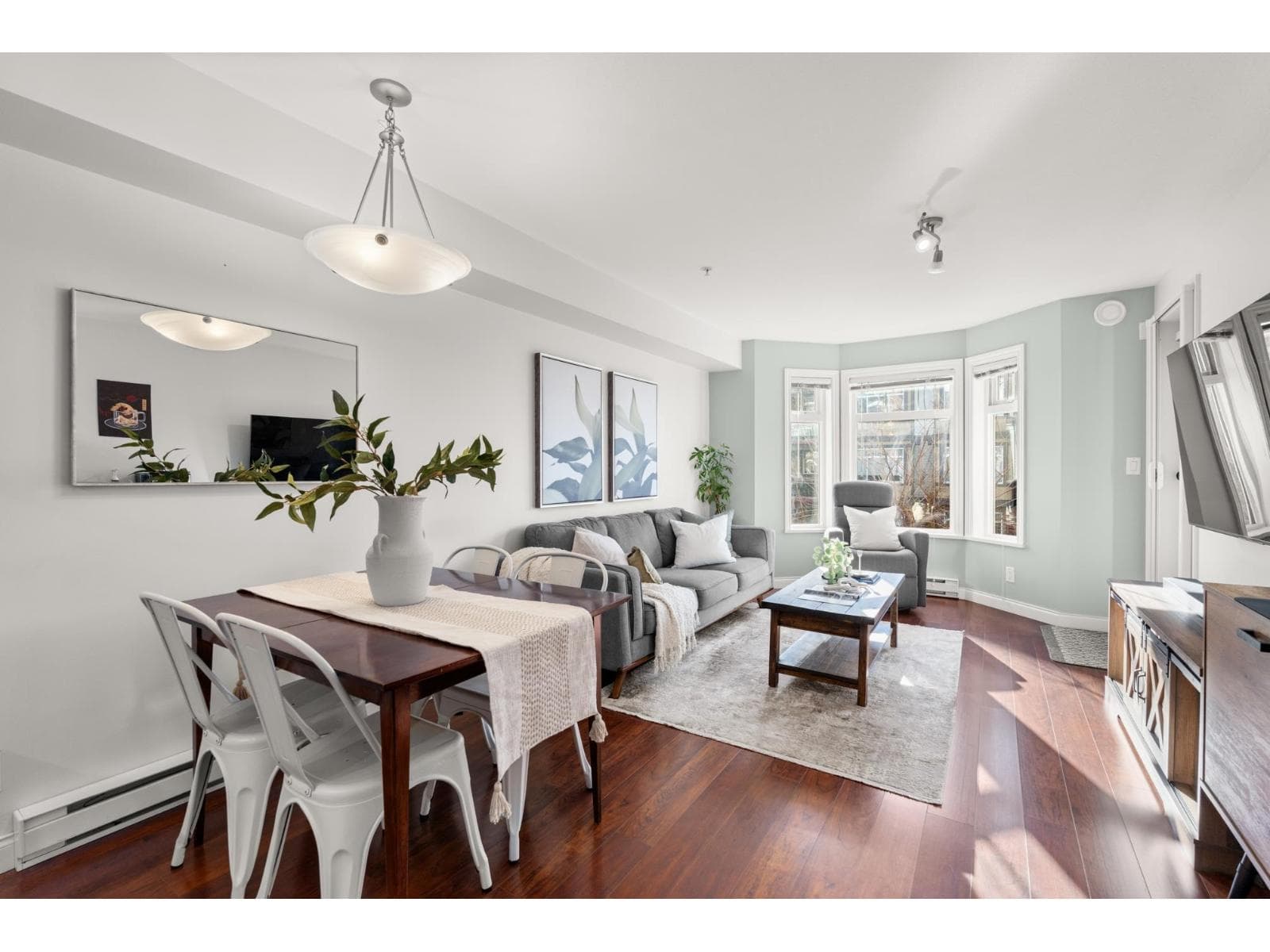 236 5660 201A STREET