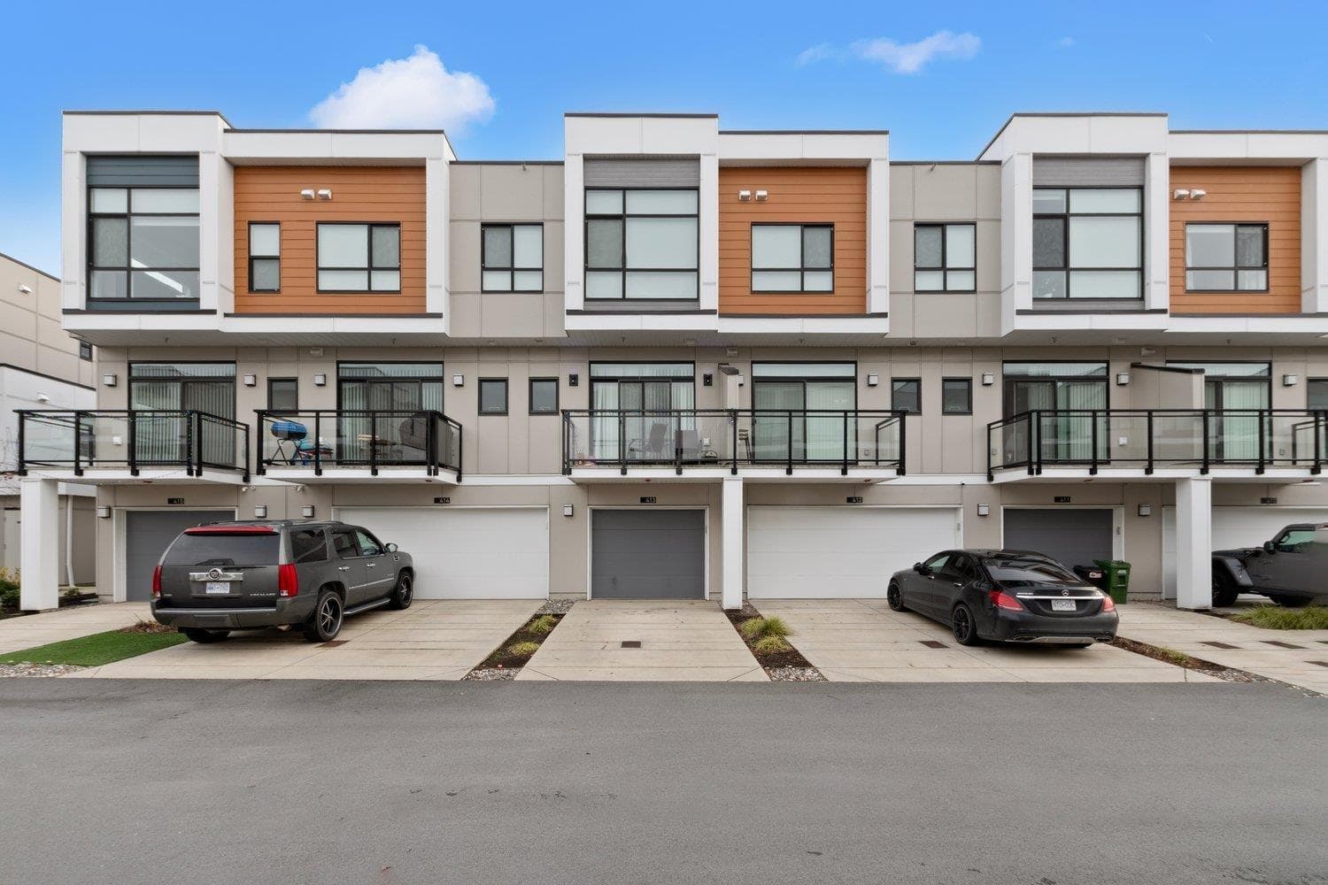 413 46150 THOMAS ROAD, Vedder Crossing