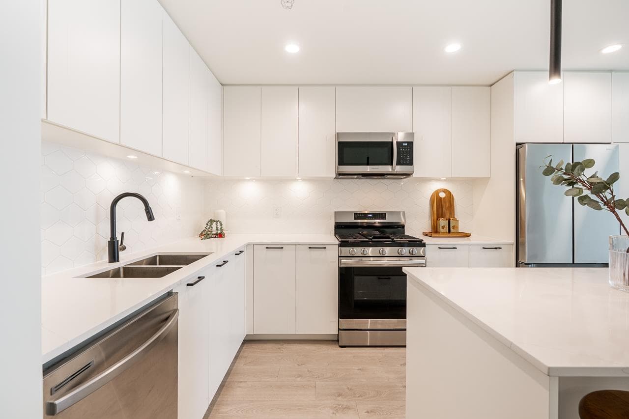 G408 8380 200A STREET