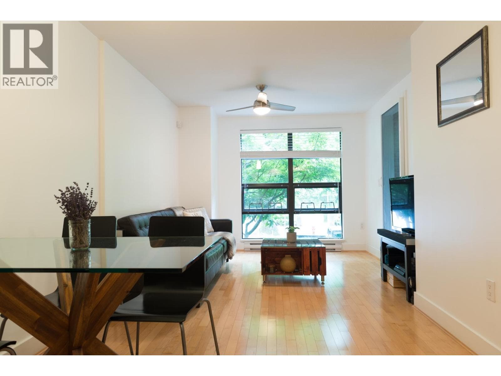 206 2137 W 10TH AVENUE