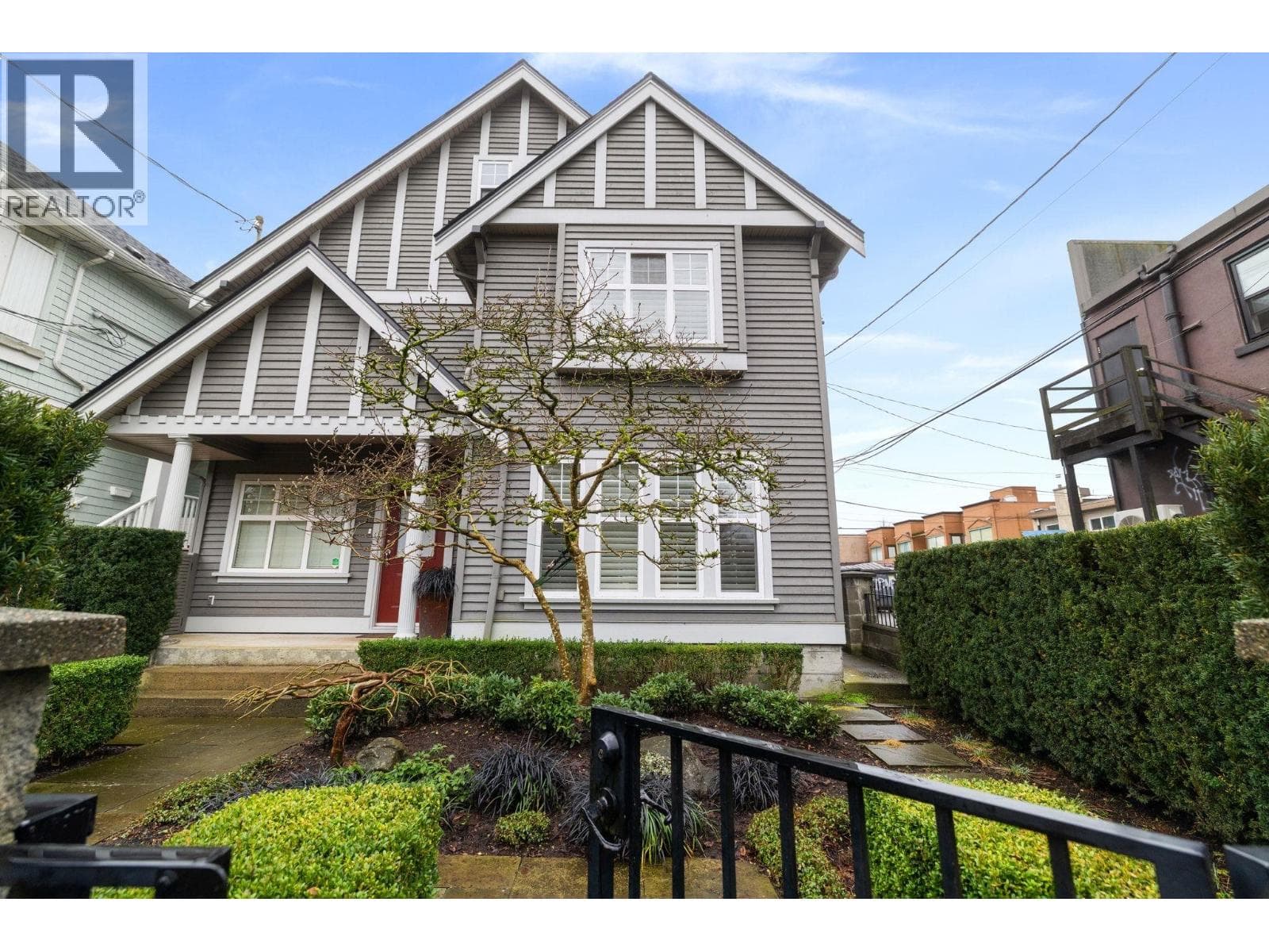 1730 KITCHENER STREET