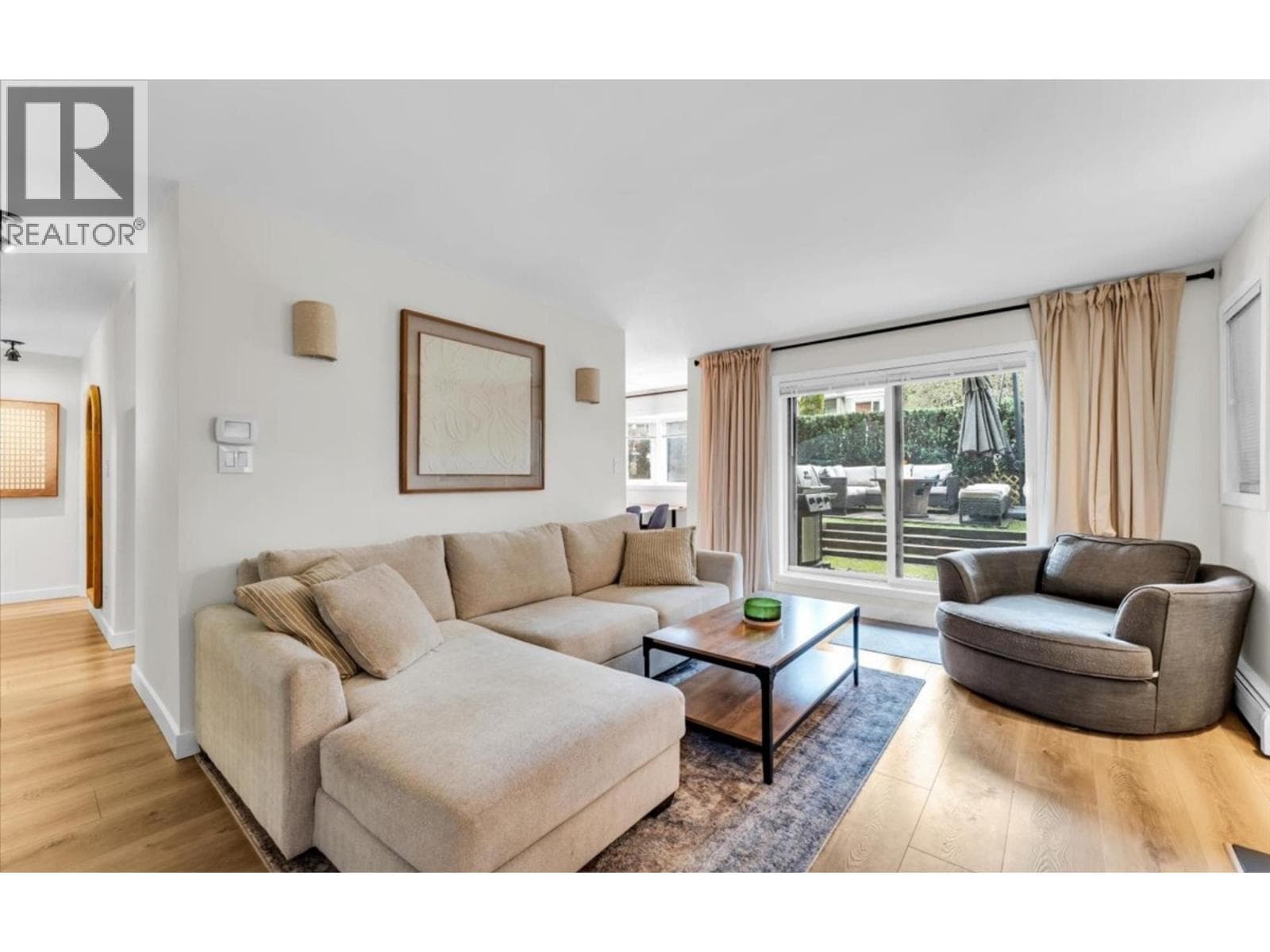 102 1935 W 1ST AVENUE