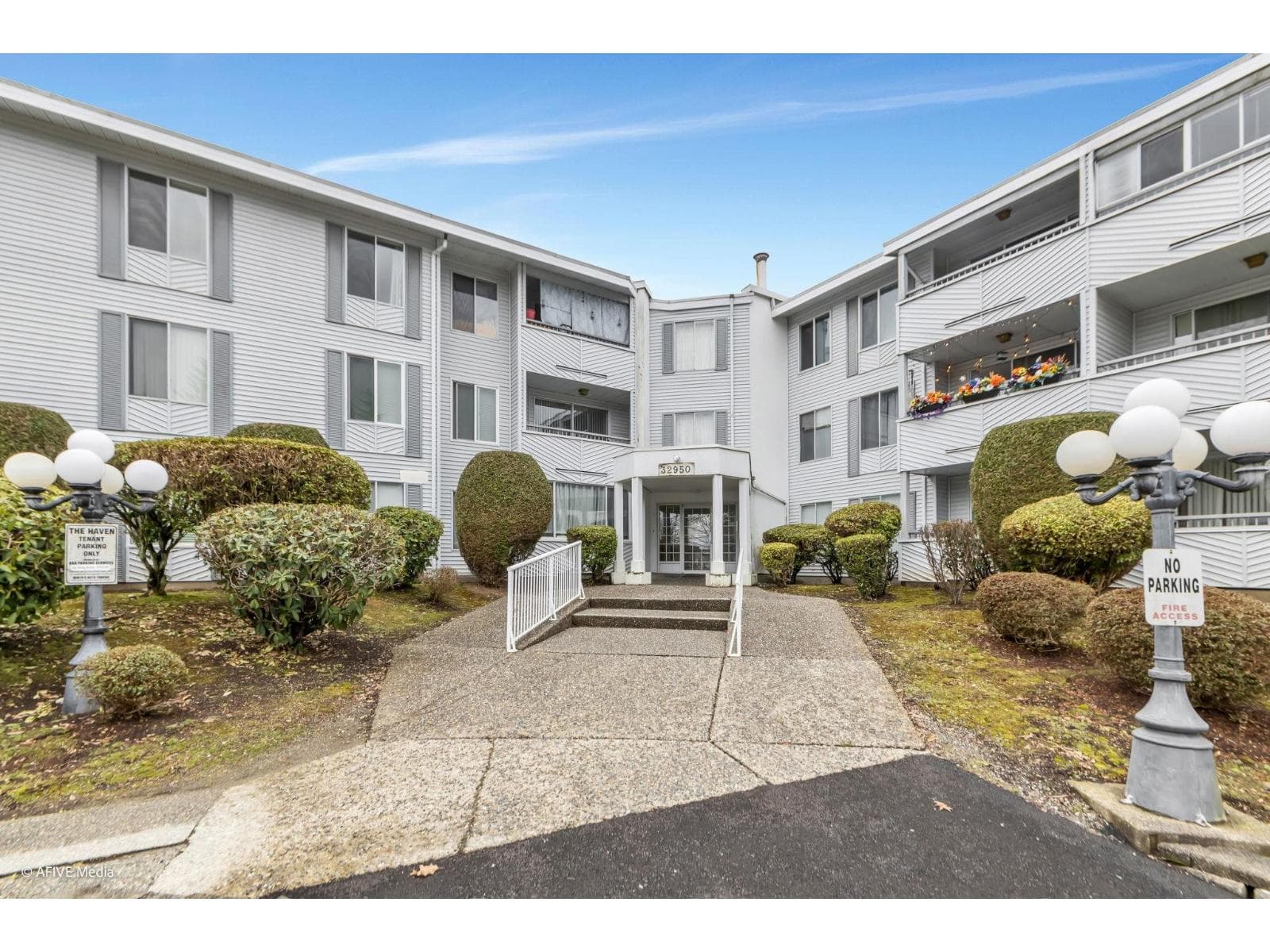 204 32950 AMICUS PLACE