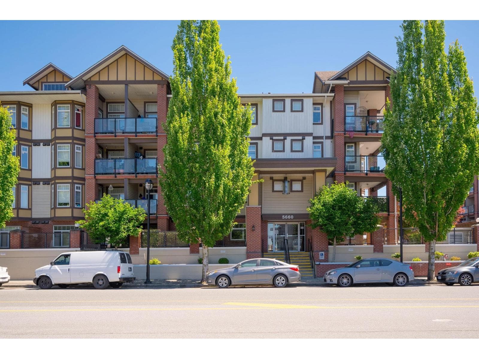 439 5660 201A STREET