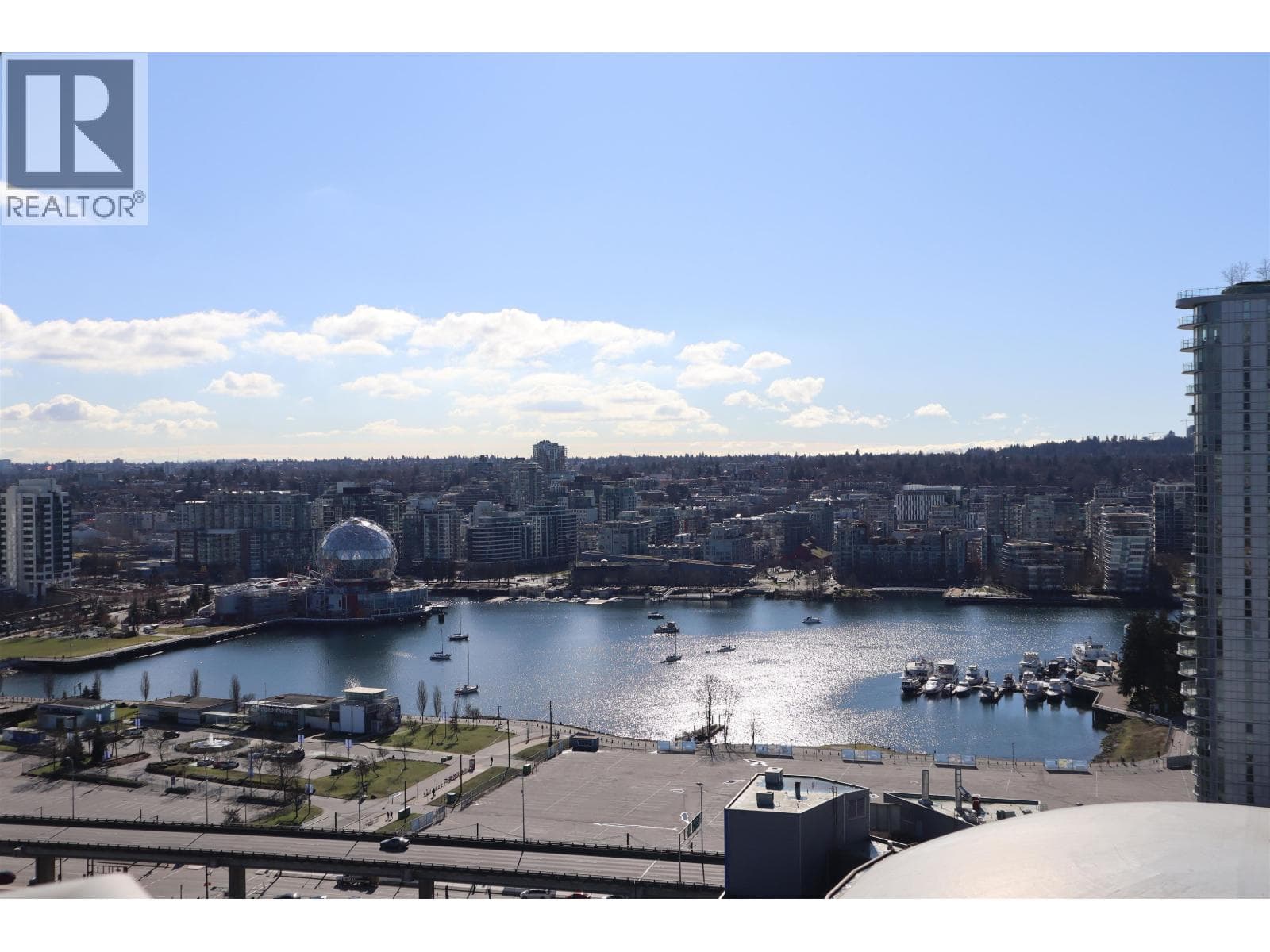 2906 689 ABBOTT STREET