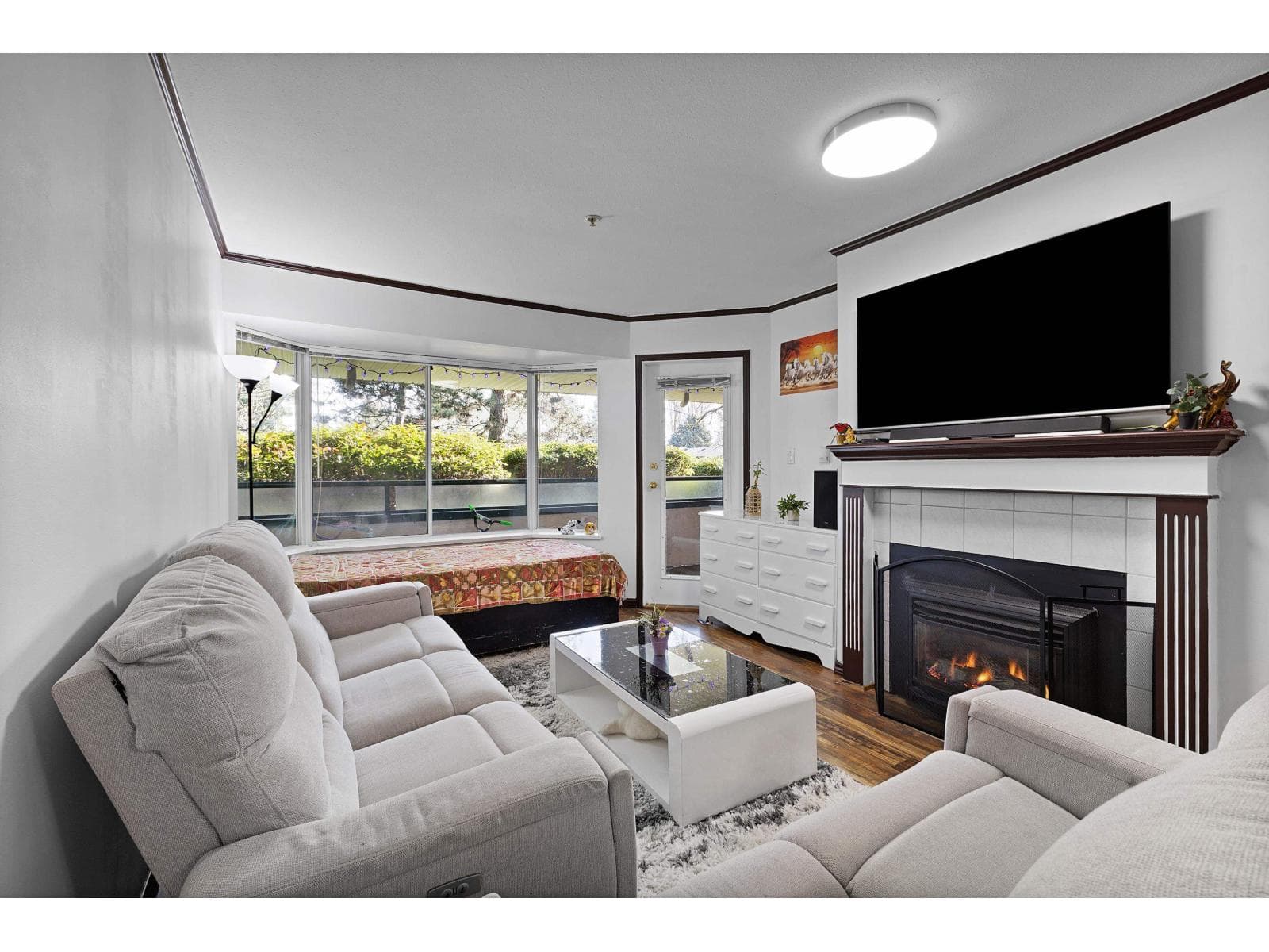 116 2962 TRETHEWEY STREET