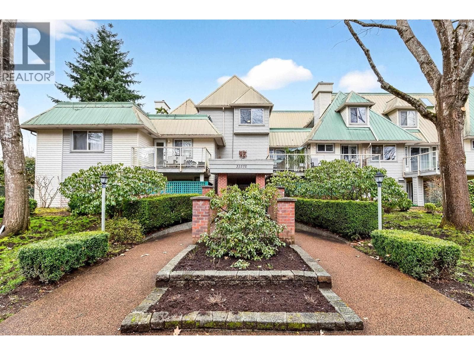 101 22275 123 AVENUE