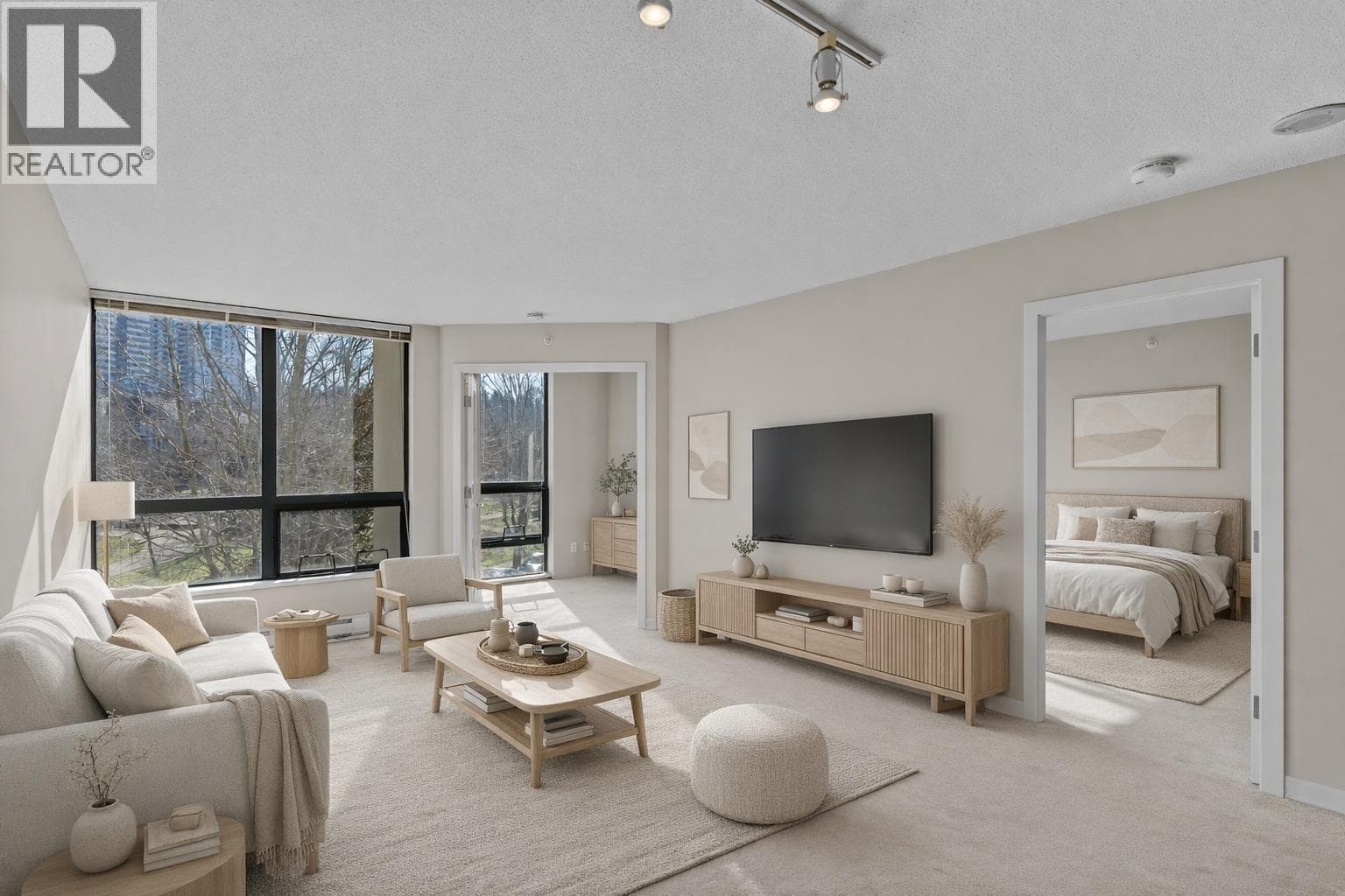 303 3588 CROWLEY DRIVE