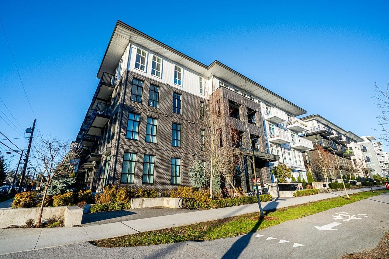 207 13929 105A AVENUE