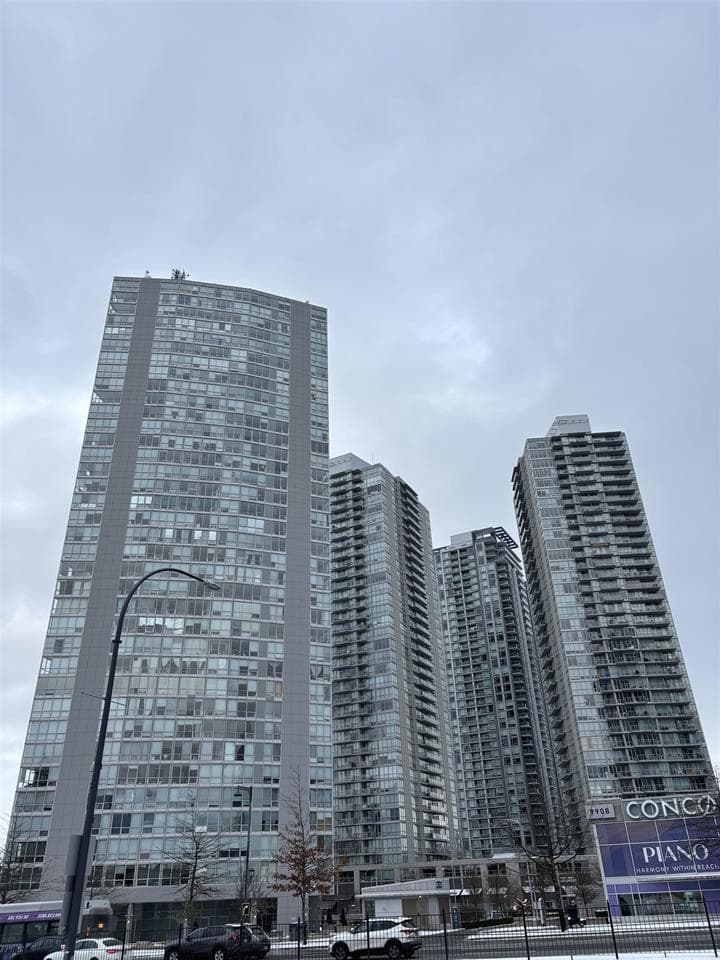 2410 9981 WHALLEY BOULEVARD