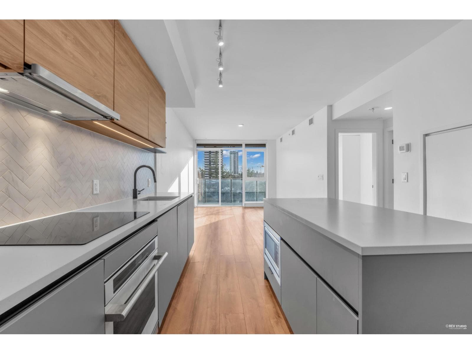 907 13428 105 AVENUE