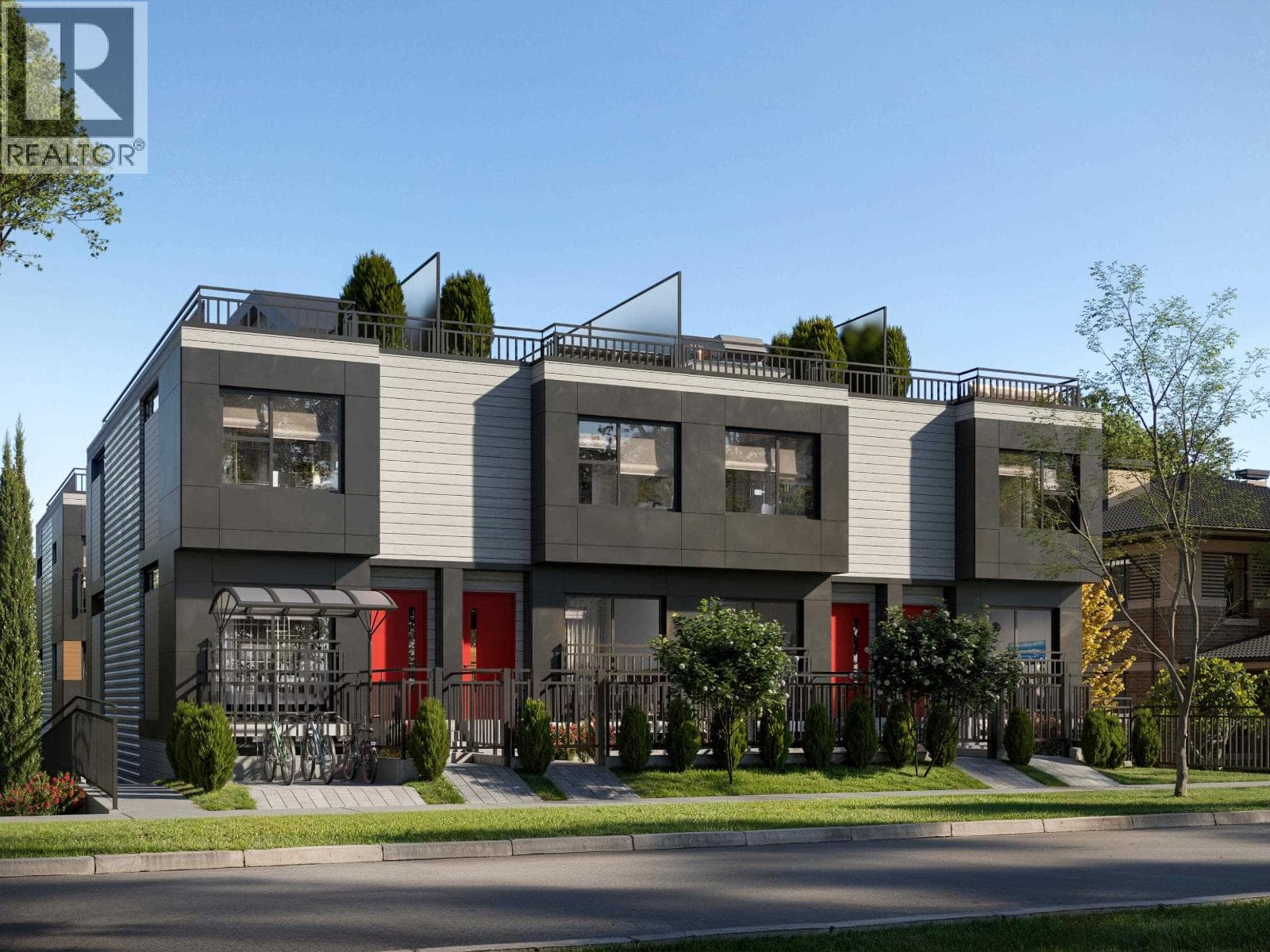 108 586 THOMPSON AVENUE