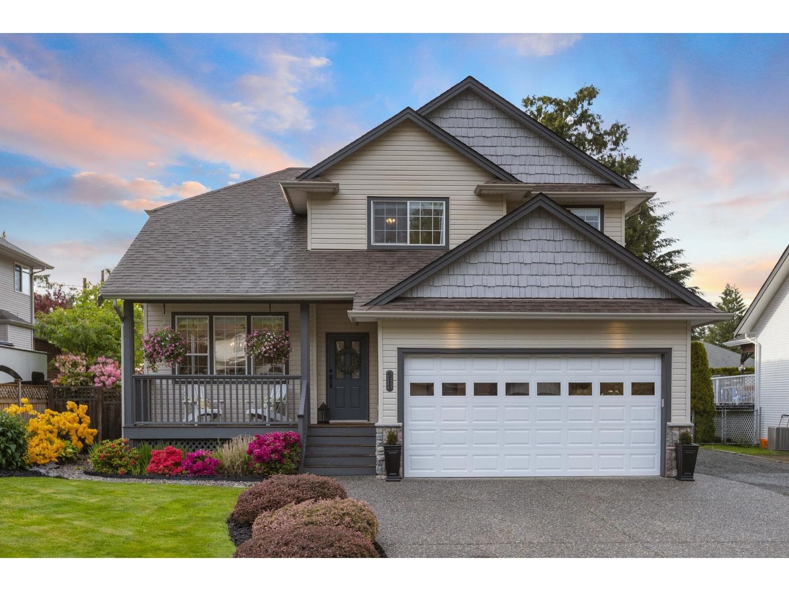 511 COTTONWOOD AVENUE, Harrison Hot Springs