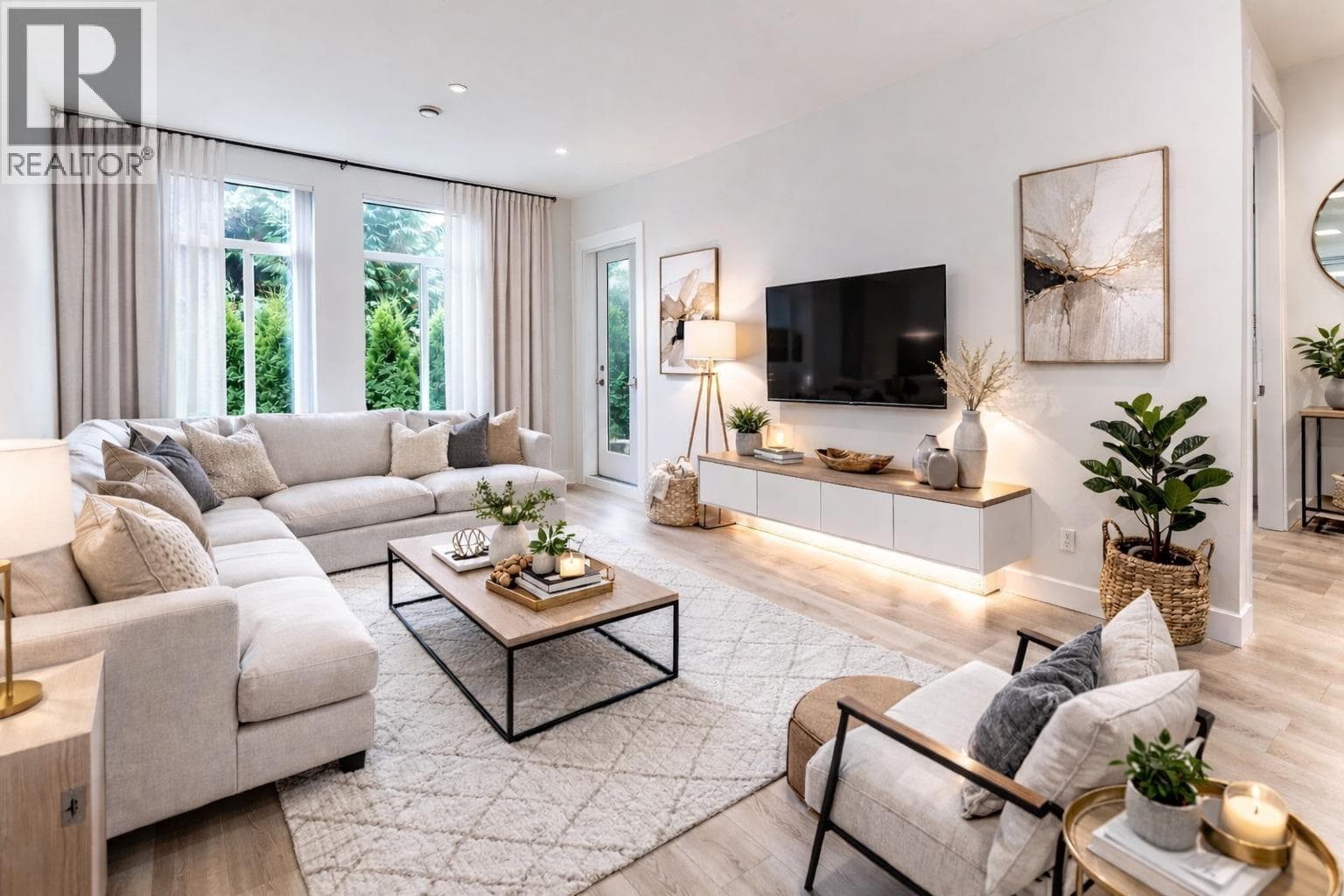 104 708 EDGAR AVENUE