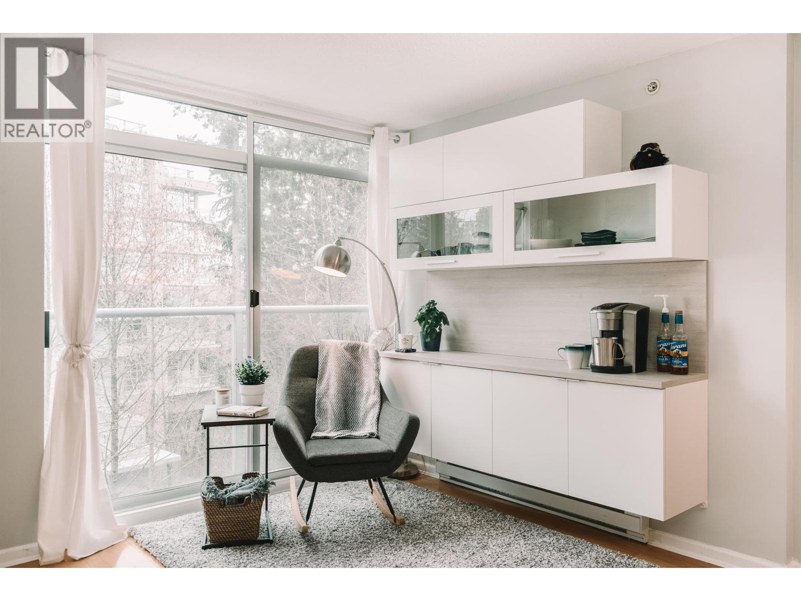 302 9288 UNIVERSITY CRESCENT