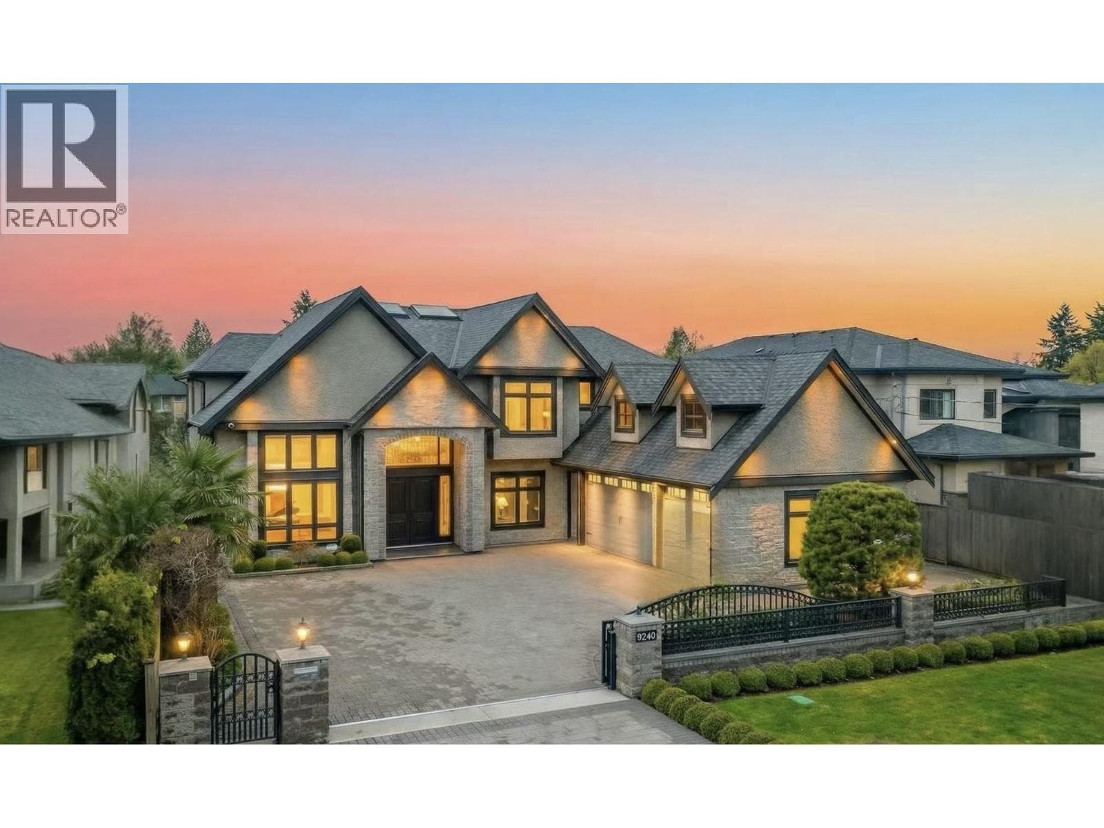 9240 CHAPMOND CRESCENT