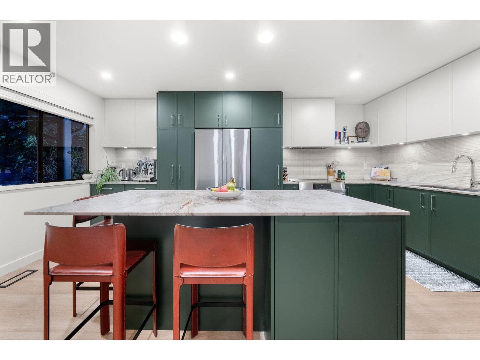 34 1910 CEDAR VILLAGE CRESCENT