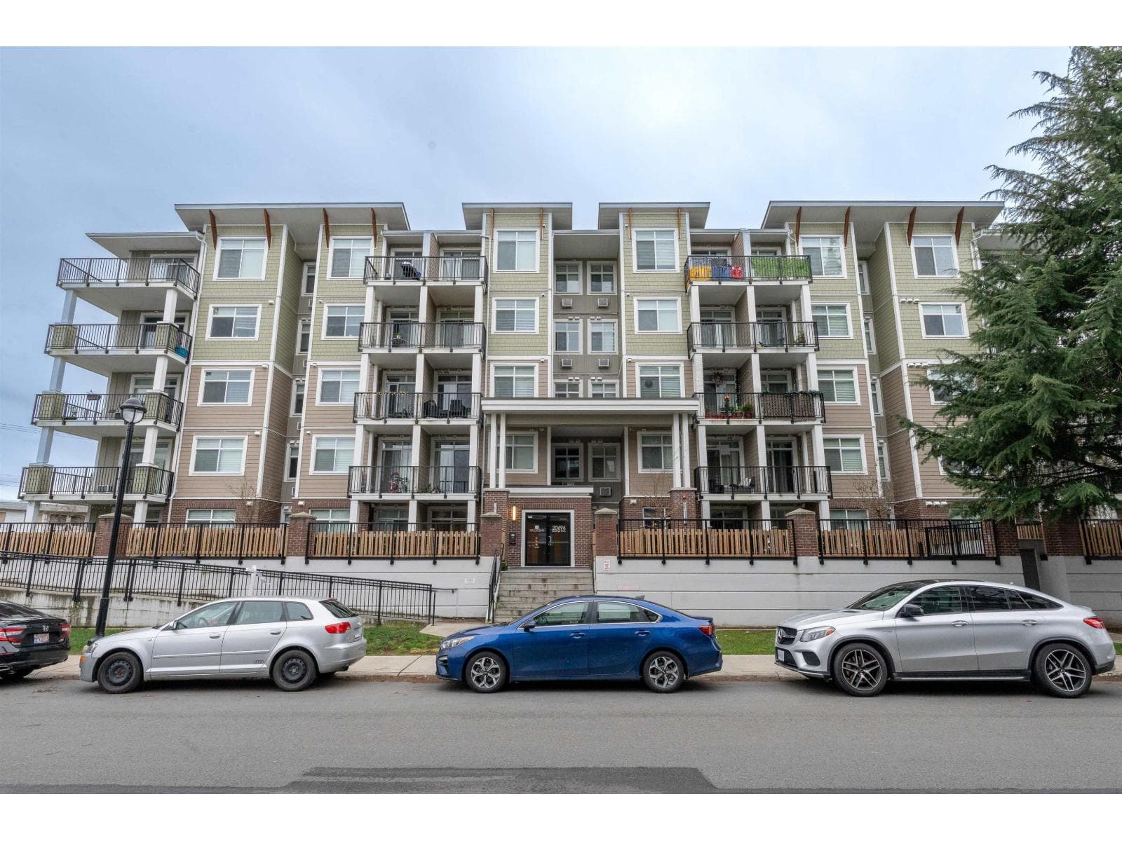 508 20696 EASTLEIGH CRESCENT