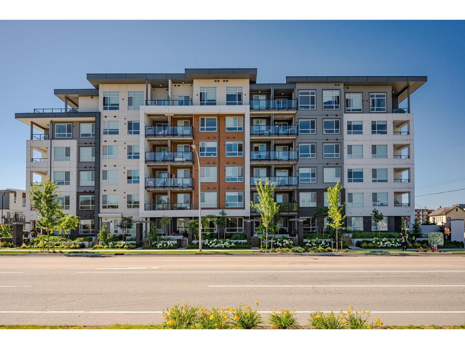 B317 20834 80 AVENUE