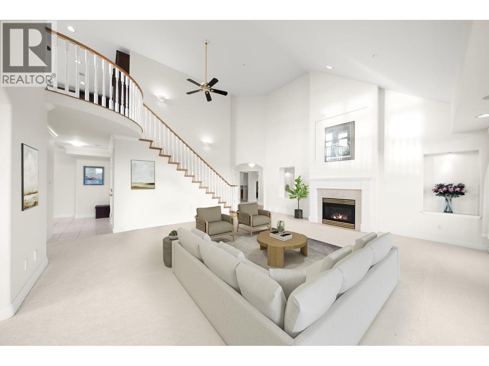 1700 5615 HAMPTON PLACE