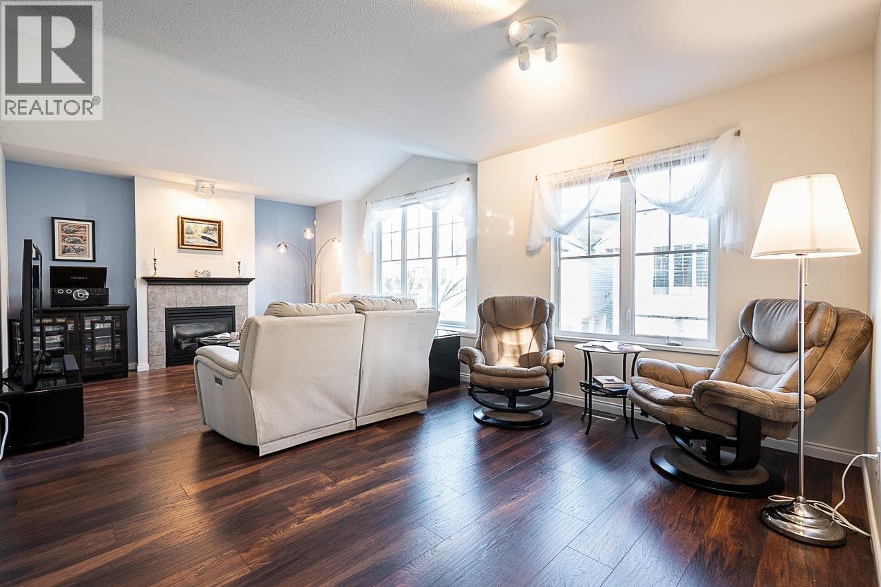 328 3000 RIVERBEND DRIVE