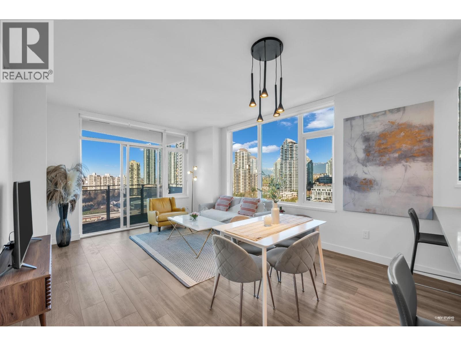 1307 4433 ALASKA STREET