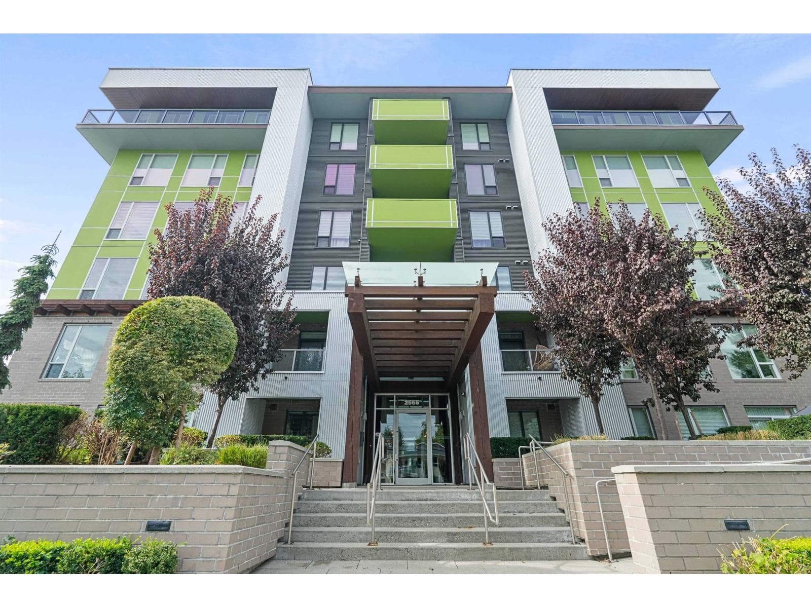 103 2565 WARE STREET