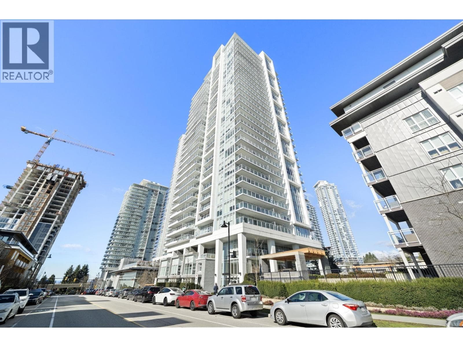 2206 525 FOSTER AVENUE