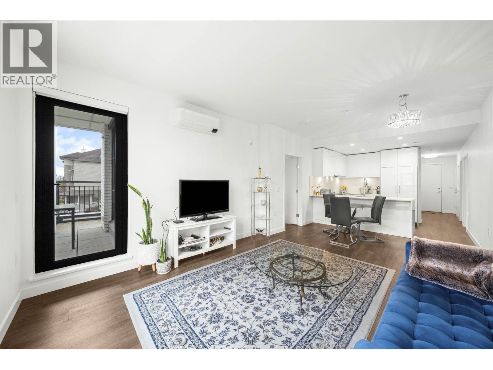 201 2446 SHAUGHNESSY STREET