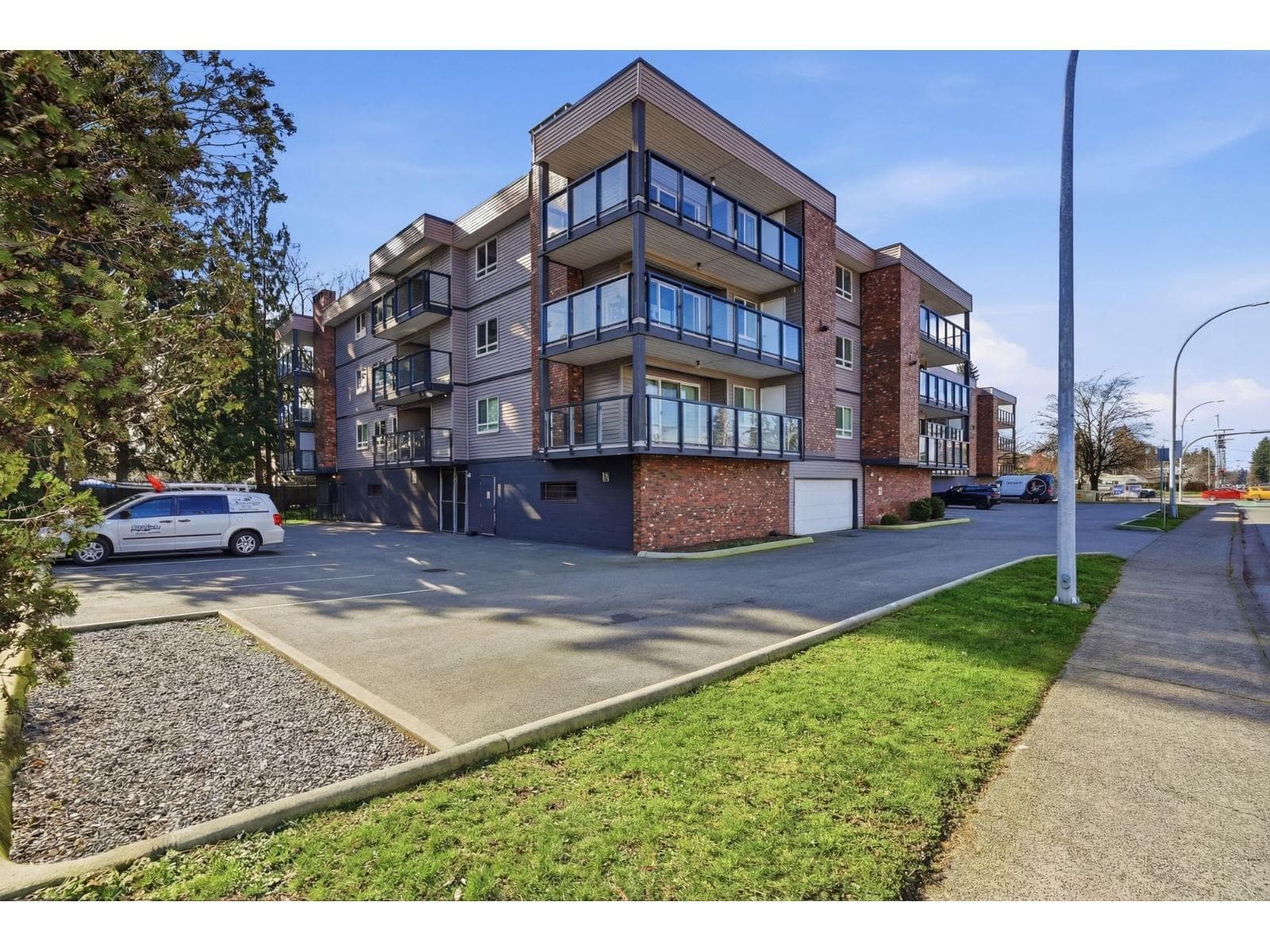 111 32040 PEARDONVILLE ROAD