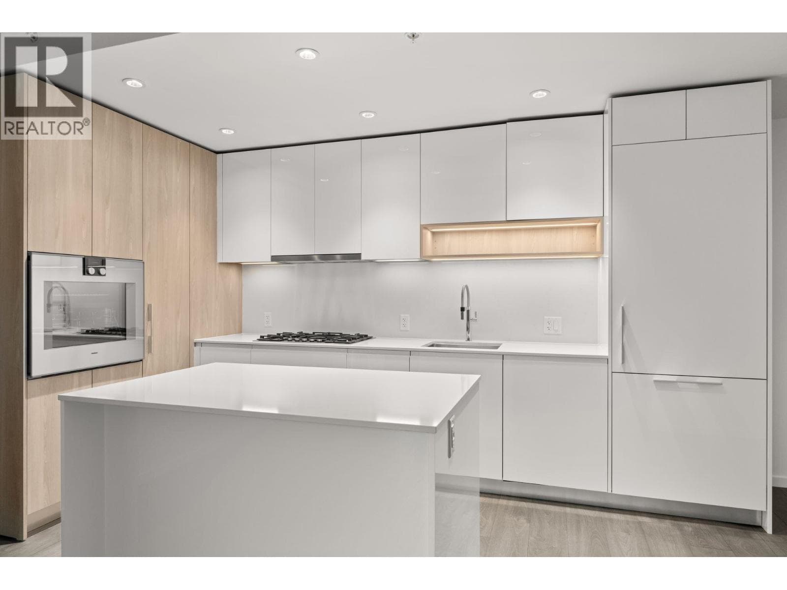 529 6300 MINORU BOULEVARD