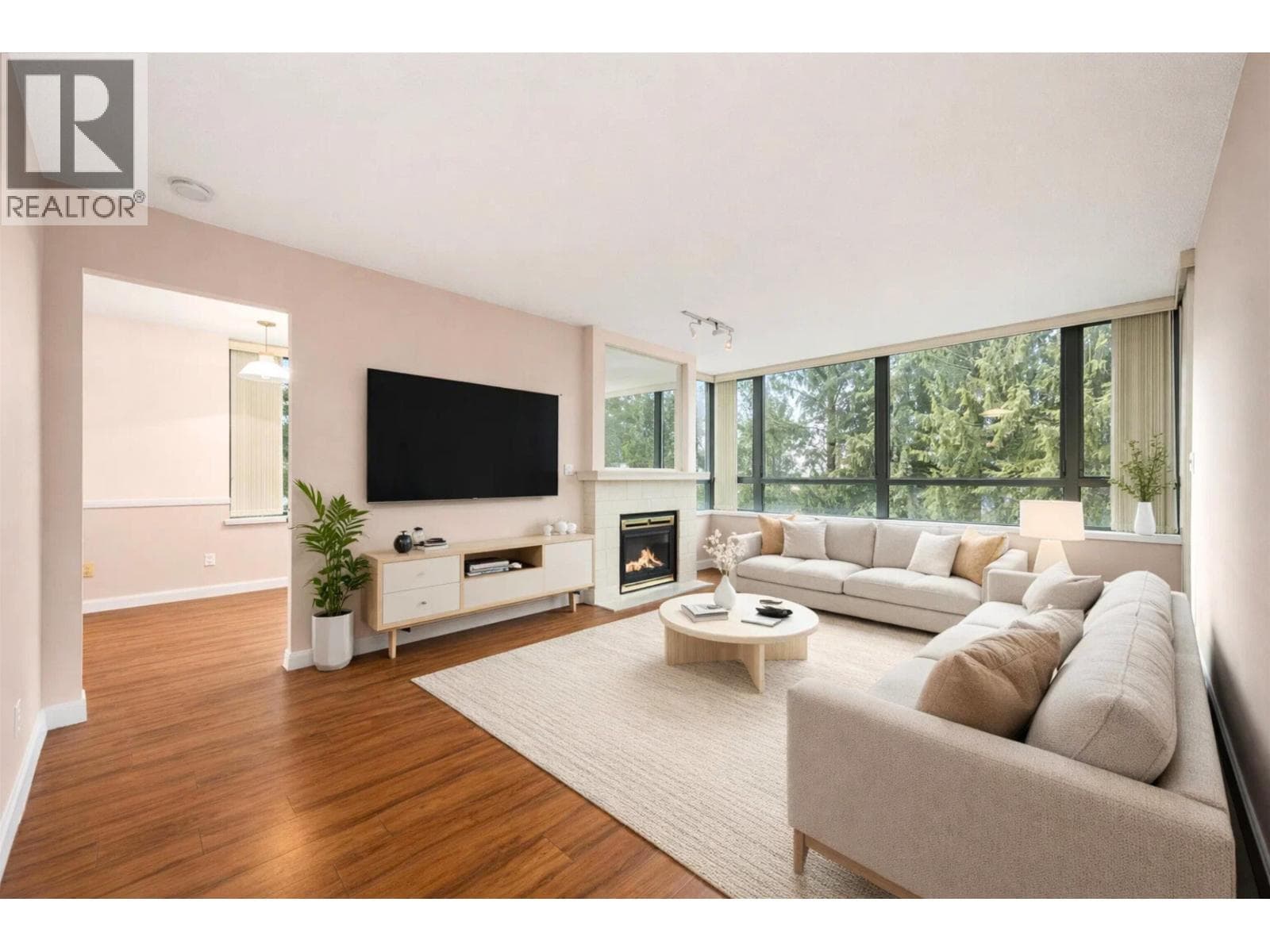 306 6622 SOUTHOAKS CRESCENT