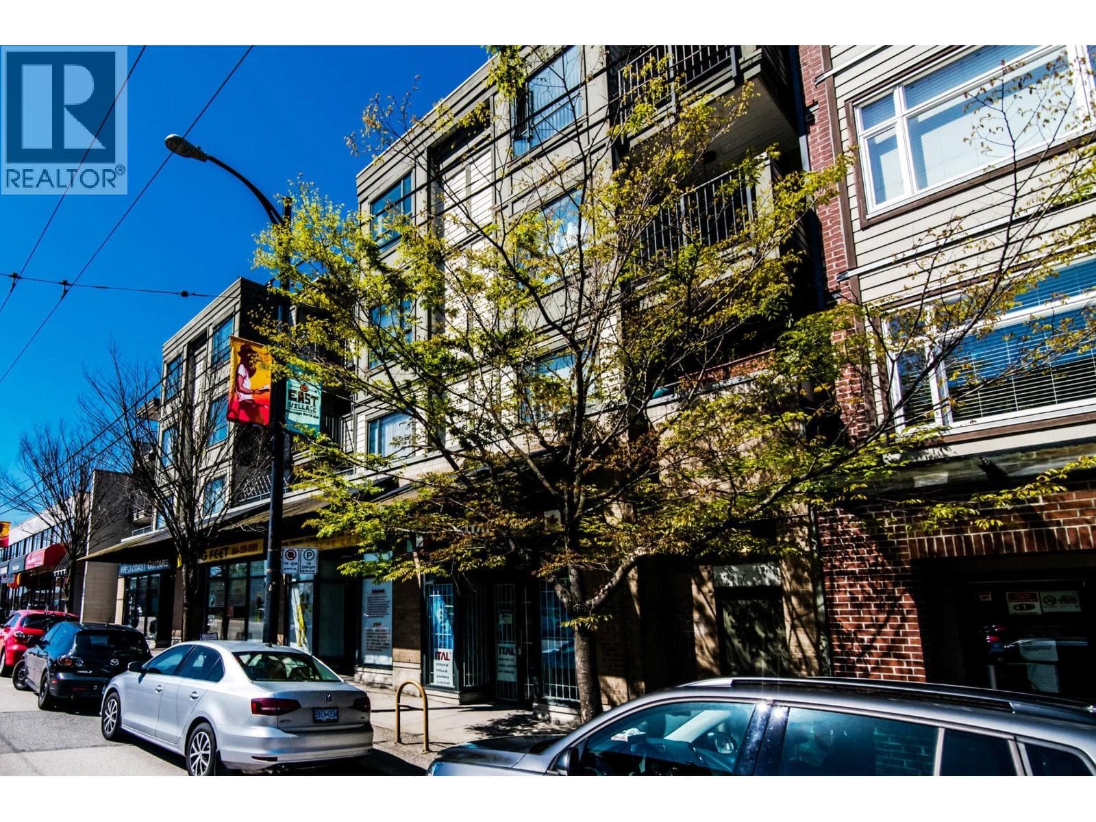 201 2741 E HASTINGS STREET