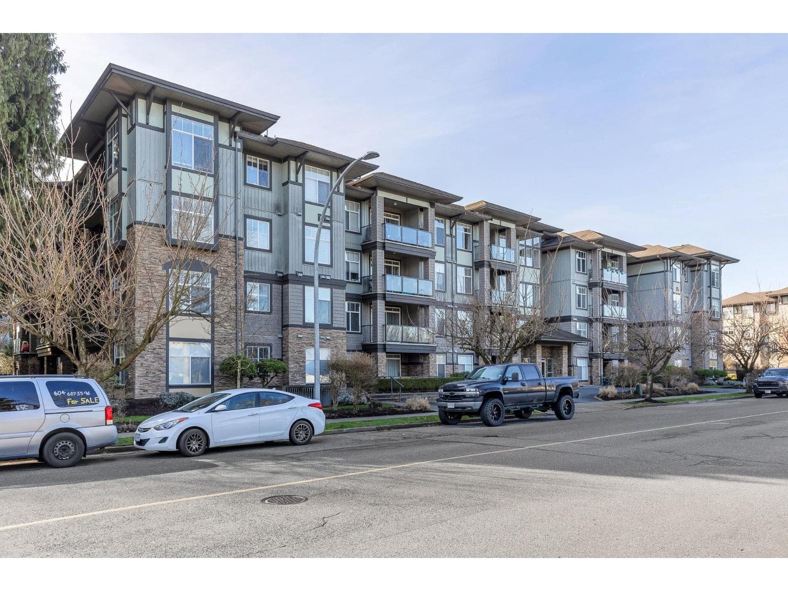 105 33338 MAYFAIR AVENUE