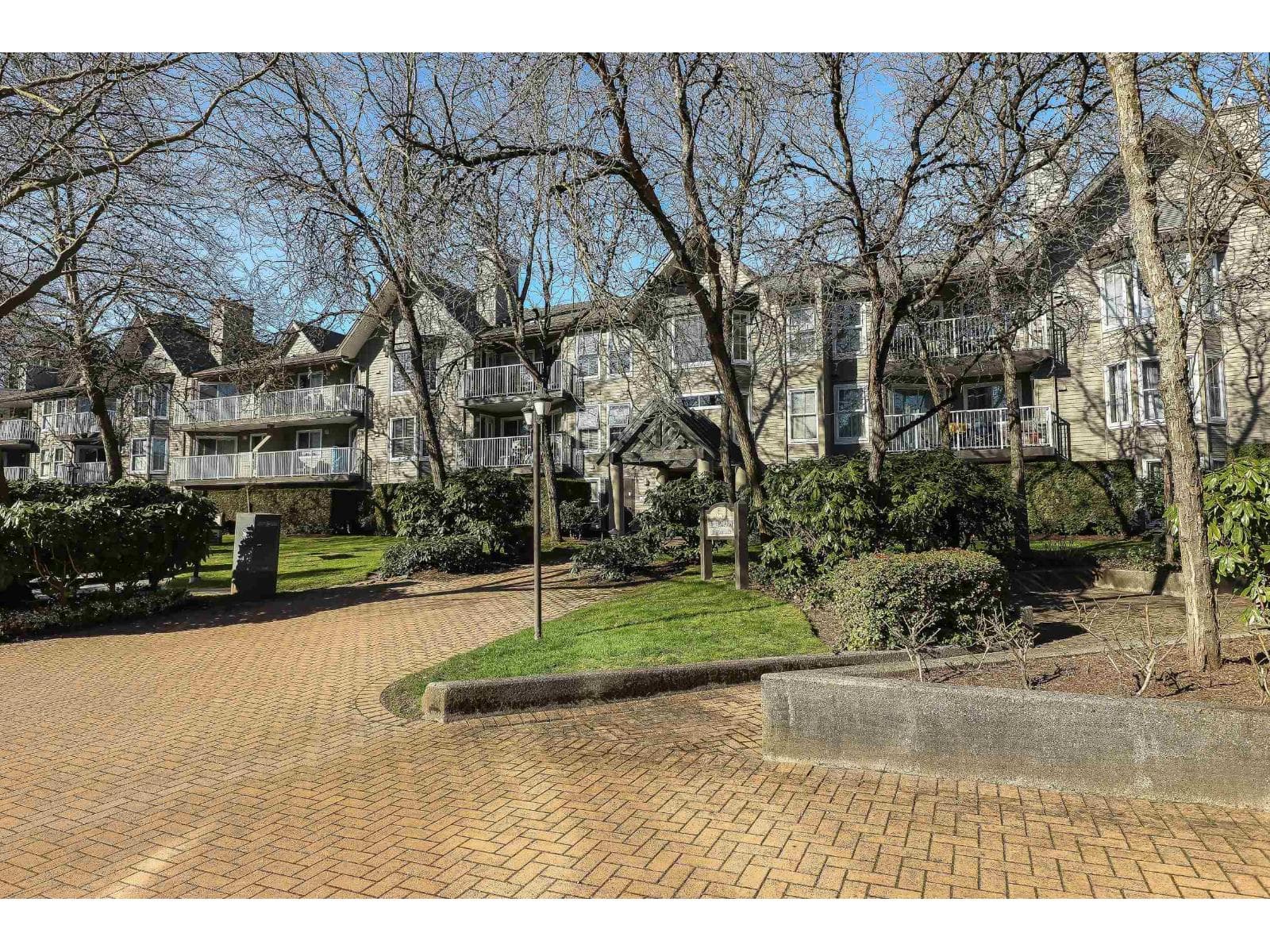 210 15110 108 AVENUE