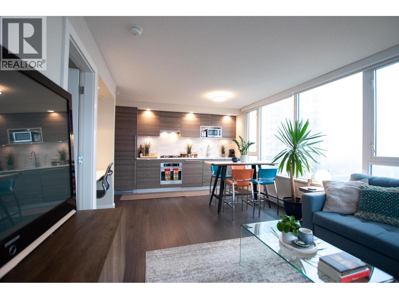 1507 602 COMO LAKE AVENUE