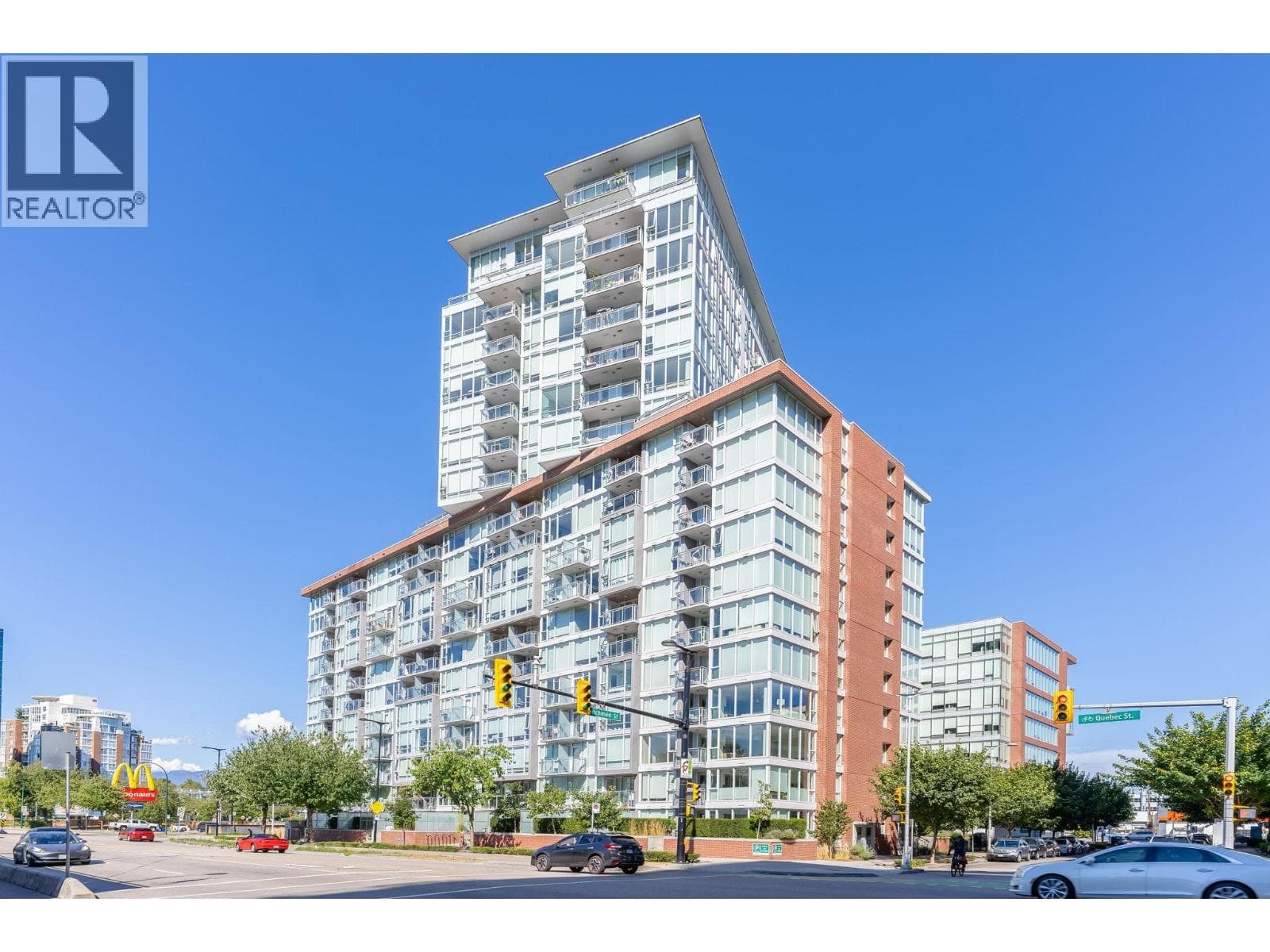 715 1618 QUEBEC STREET