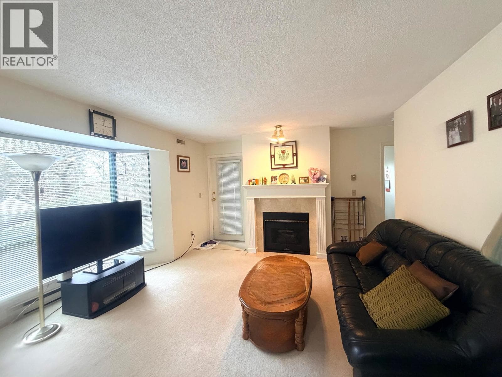 203 5250 VICTORY STREET