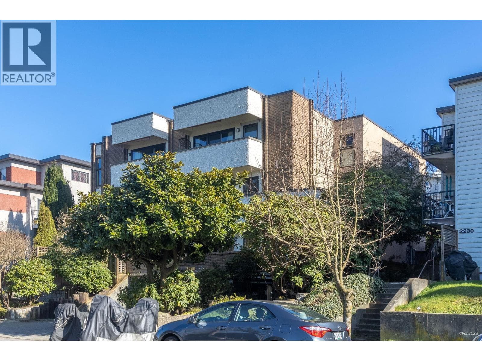 101 2240 WALL STREET