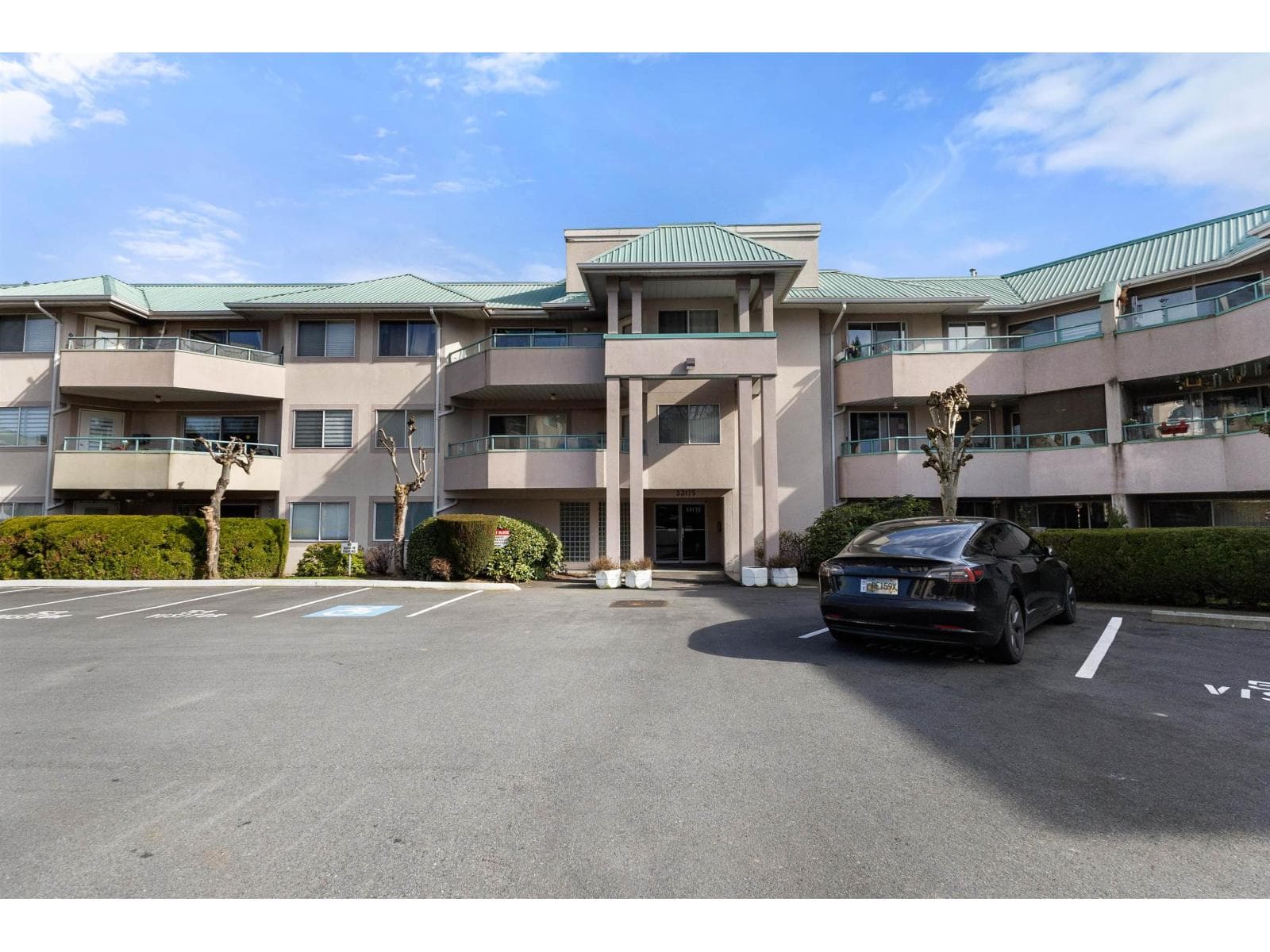 224 33175 OLD YALE ROAD