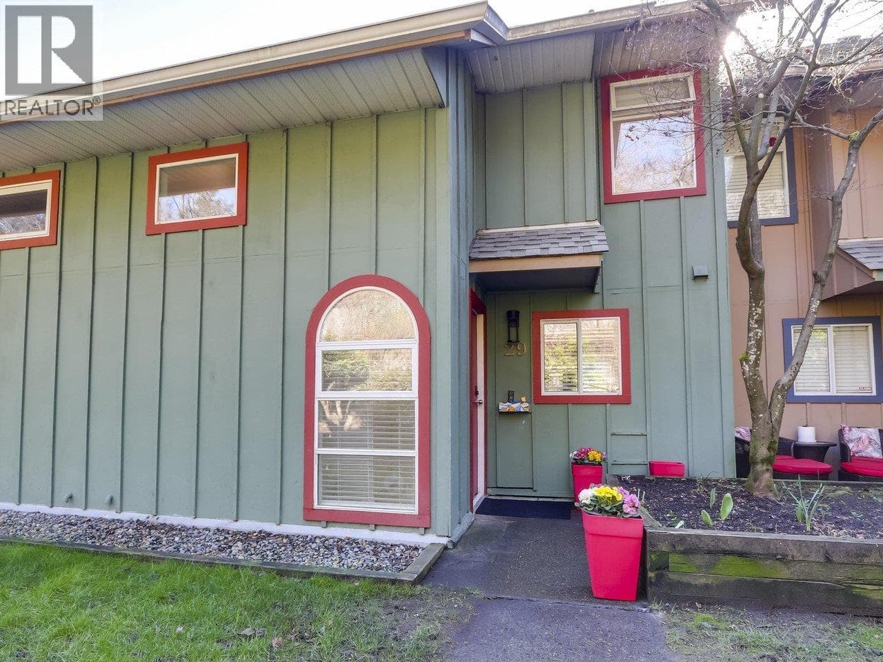 29 900 W 17TH STREET