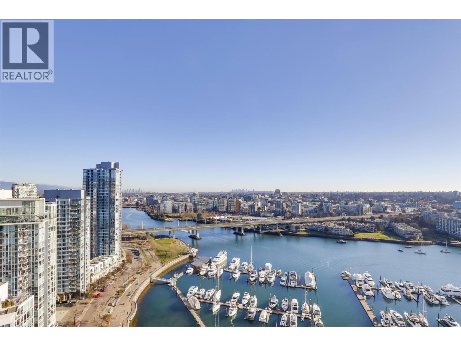 3002 1199 MARINASIDE CRESCENT