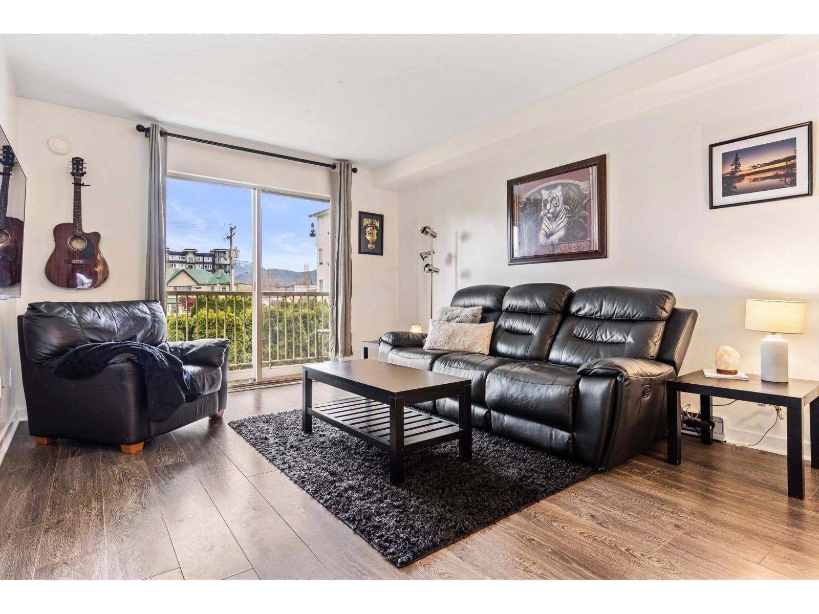 207 7435 SHAW AVENUE, Sardis East Vedder