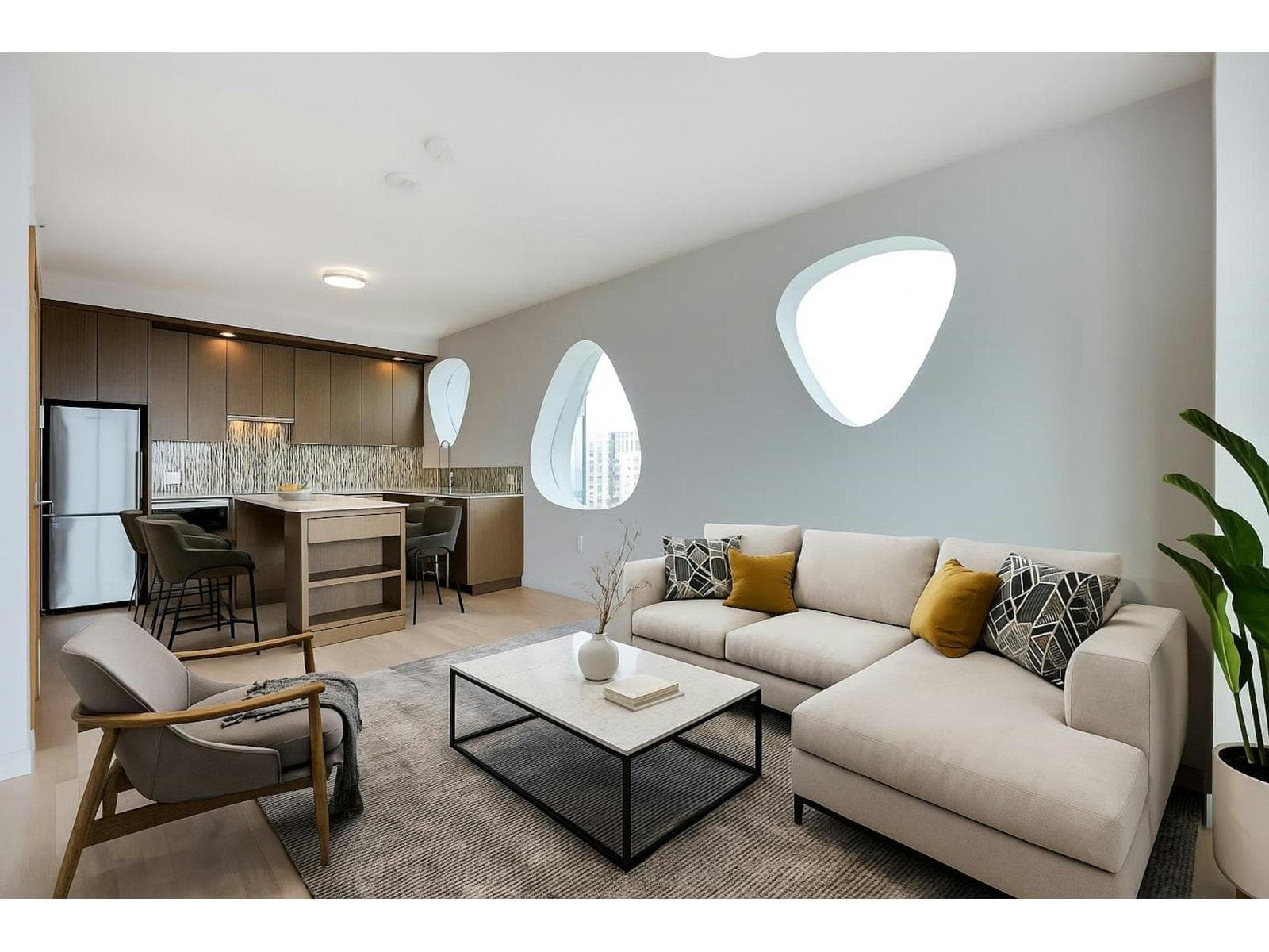 13495 CENTRAL AVENUE